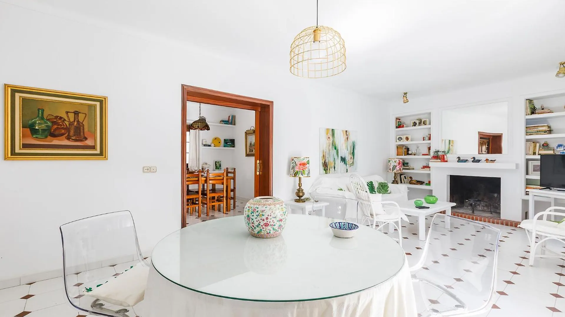 Casa Elodi, 3 Beautiful Apartments In Sayalonga 0*,  Espanha