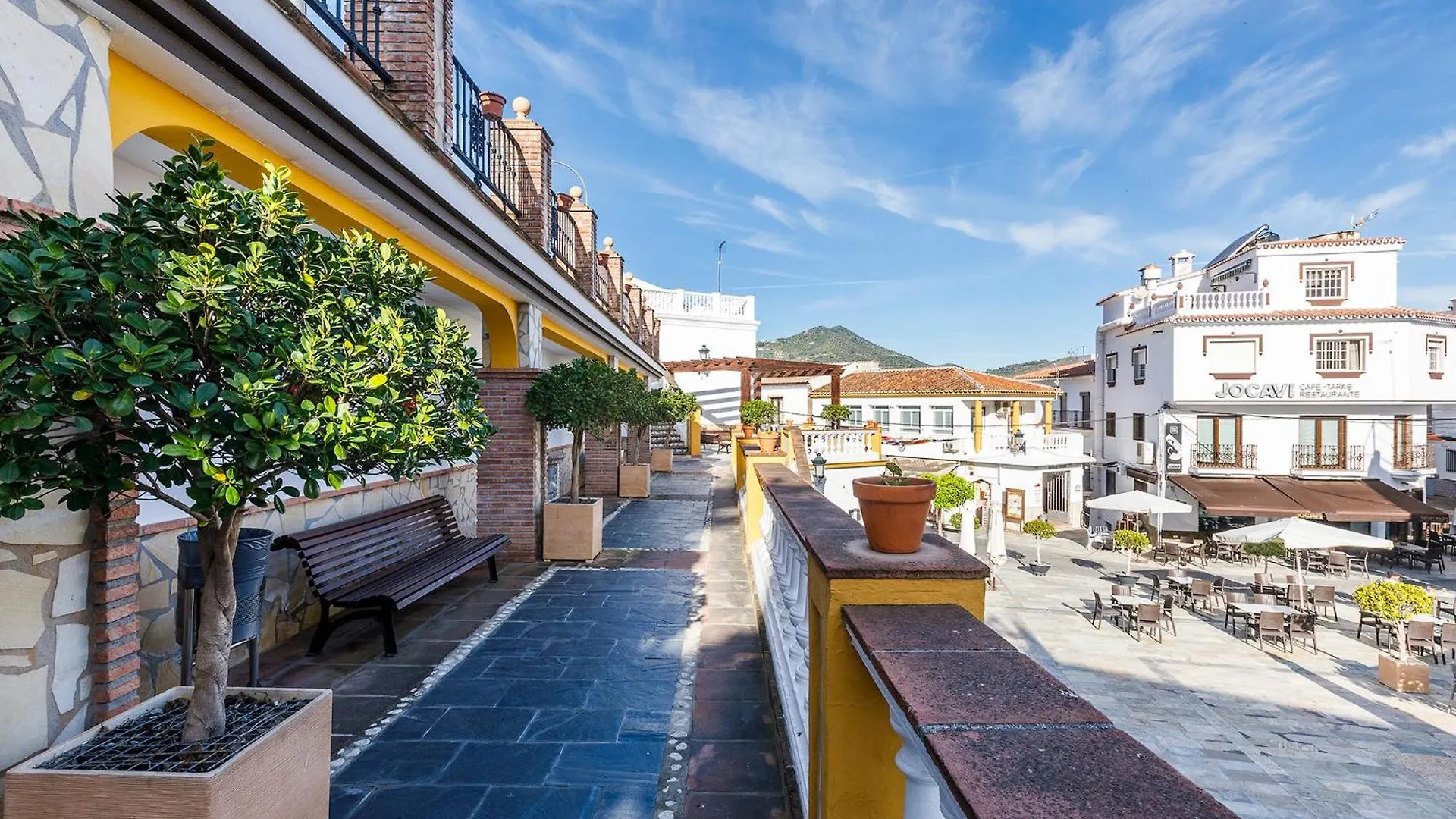 Casa Elodi, 3 Beautiful Apartments In Sayalonga Espanha