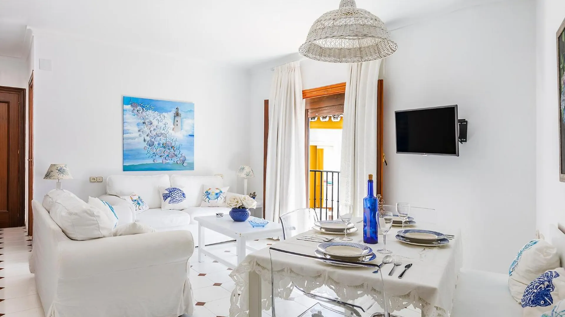 Casa Elodi, 3 Beautiful Apartments In Sayalonga 0*,  Espanha